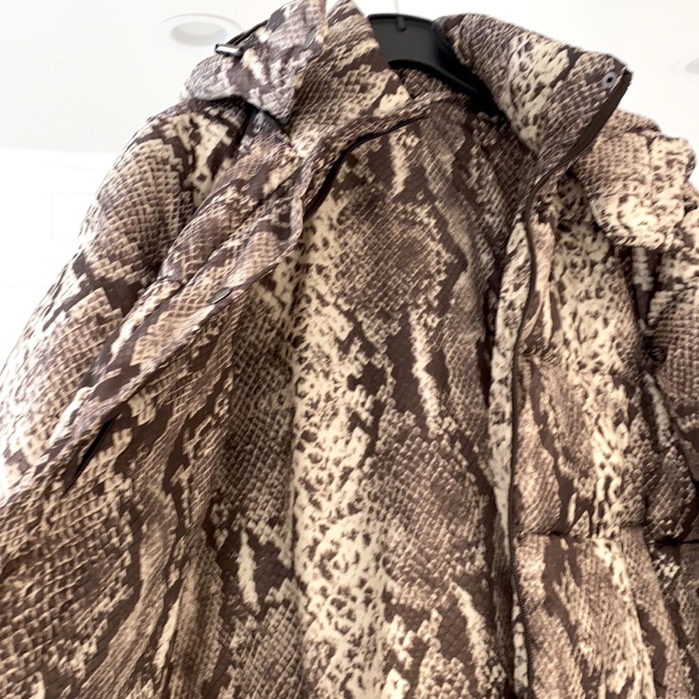 Aqua Python Snakeskin Print Puffer Jacket - image 6